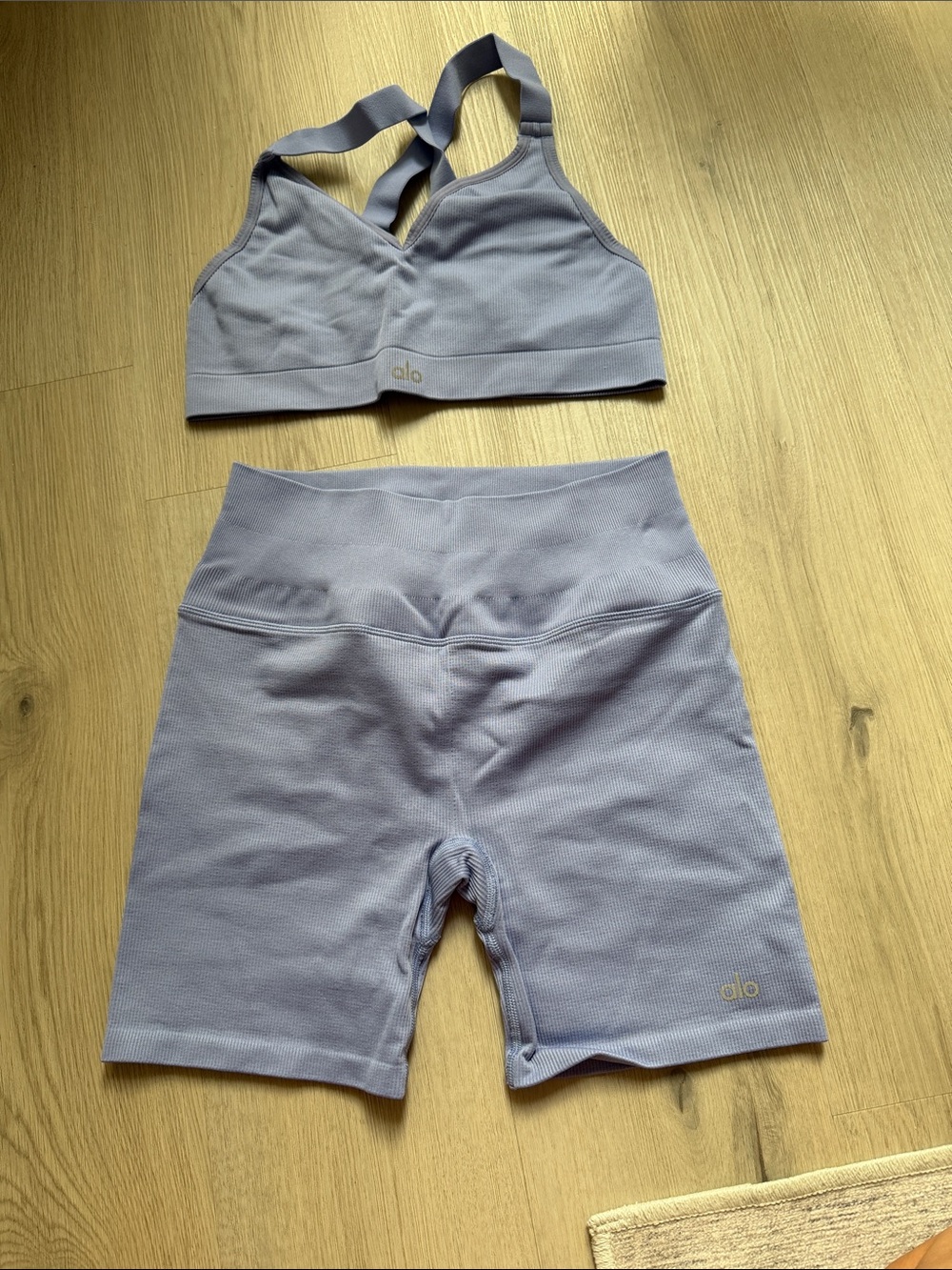 ALO Yoga Menlo High-Rise Lavender Bike Shorts